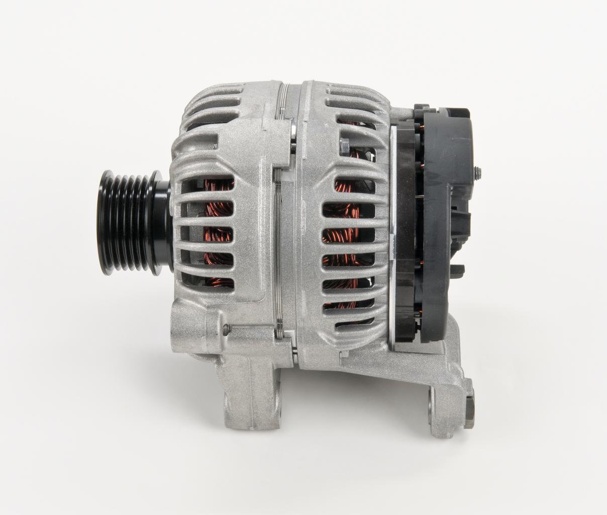Alternátor BOSCH