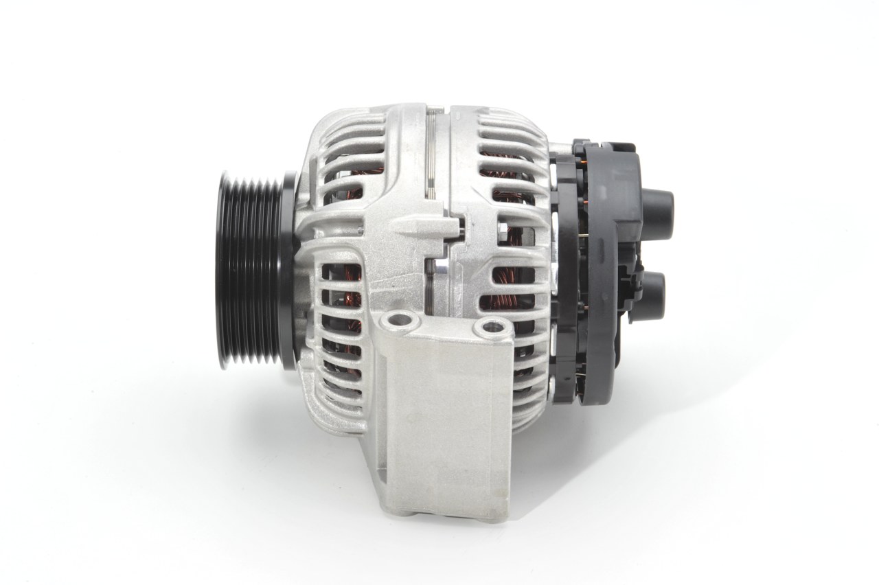 Alternátor BOSCH