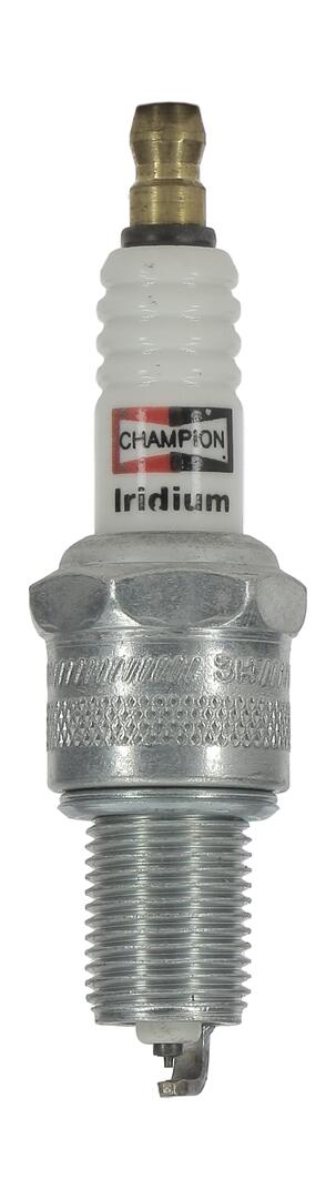 Zapaľovacia sviečka CHAMPION