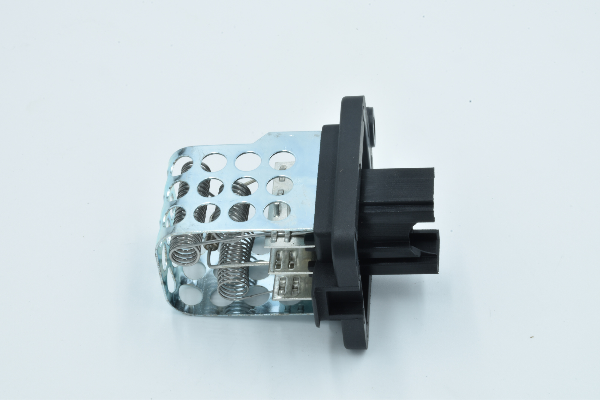 Odpor vnútorného ventilátora ELTA AUTOMOTIVE