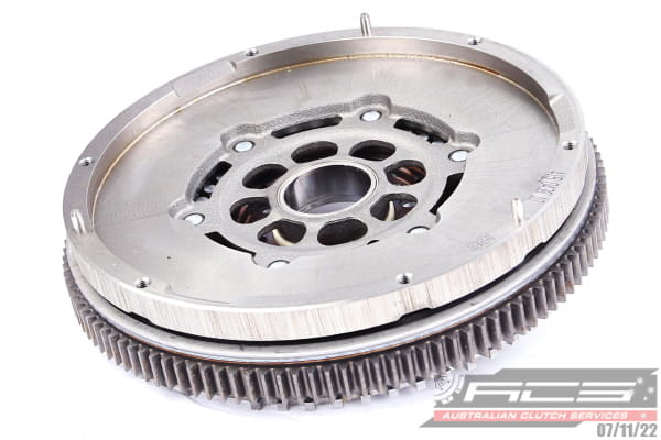 Zotrvačník Australian Clutch Services Pty Ltd