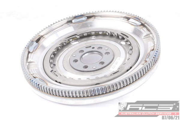 Zotrvačník Australian Clutch Services Pty Ltd