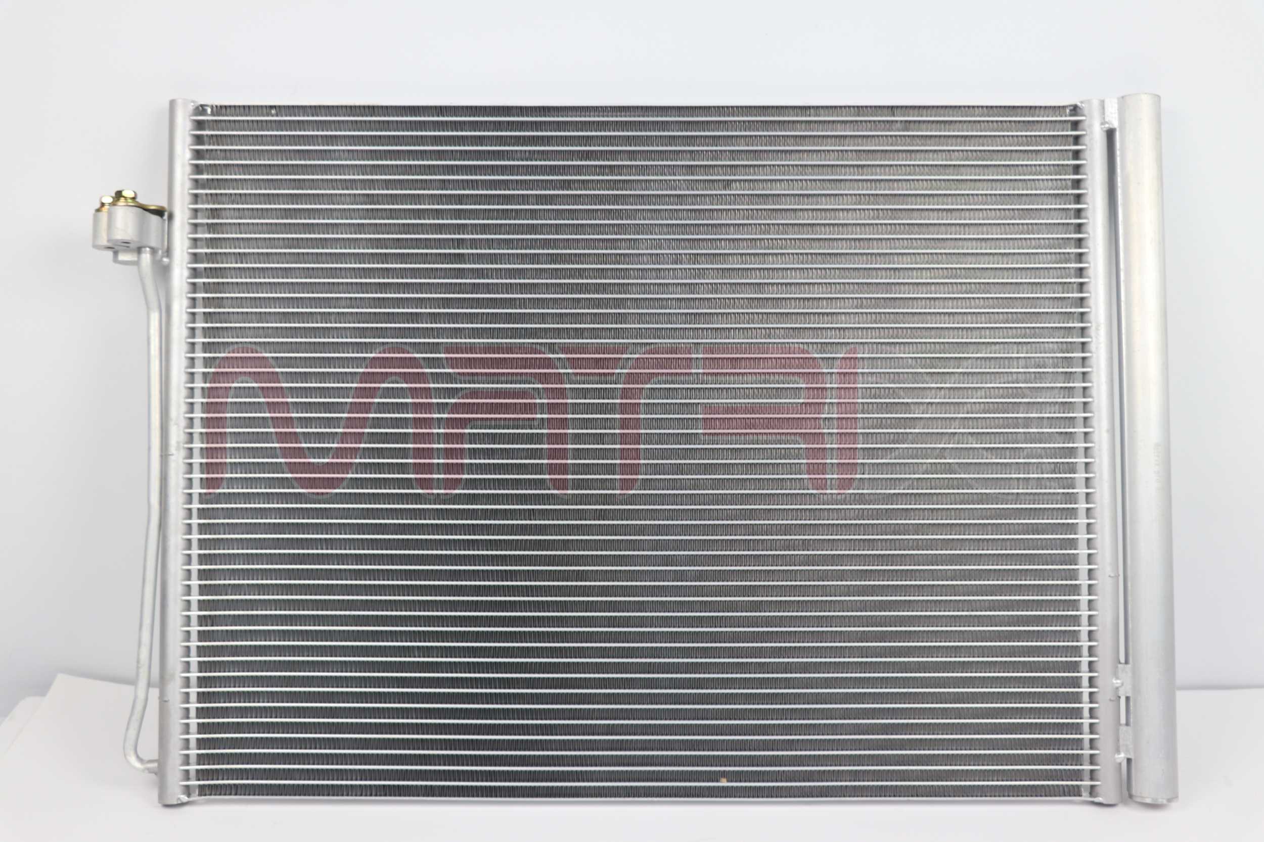 Kondenzátor klimatizácie K Line Auto Spare Parts L.L.C