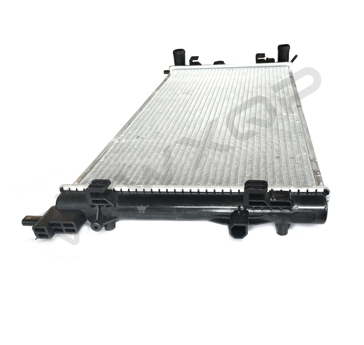 Chladič motora XIN JIANG FENGHUASHENZHOU AUTOPARTS CO.,